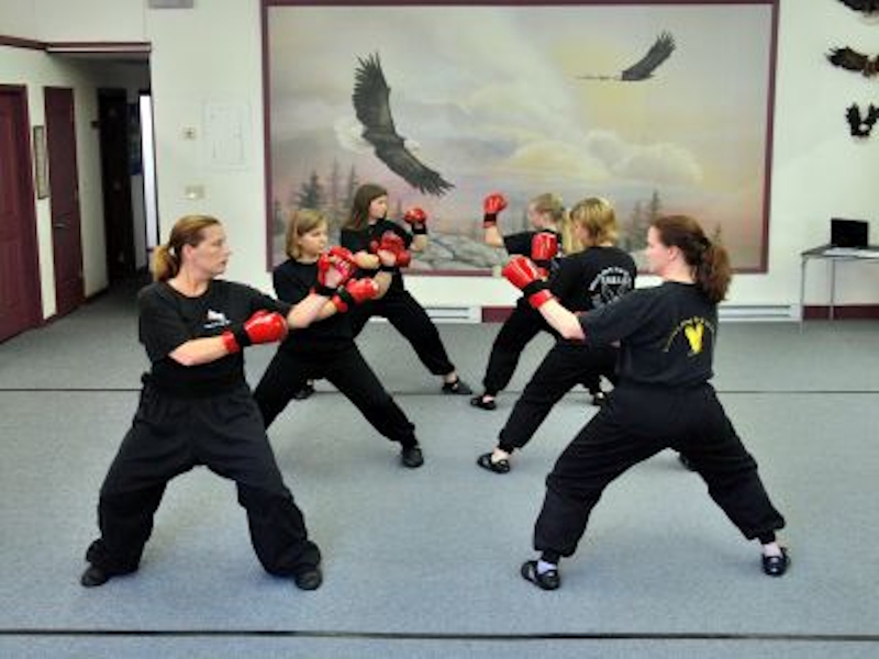 Kickboxing Class Photo 800X600